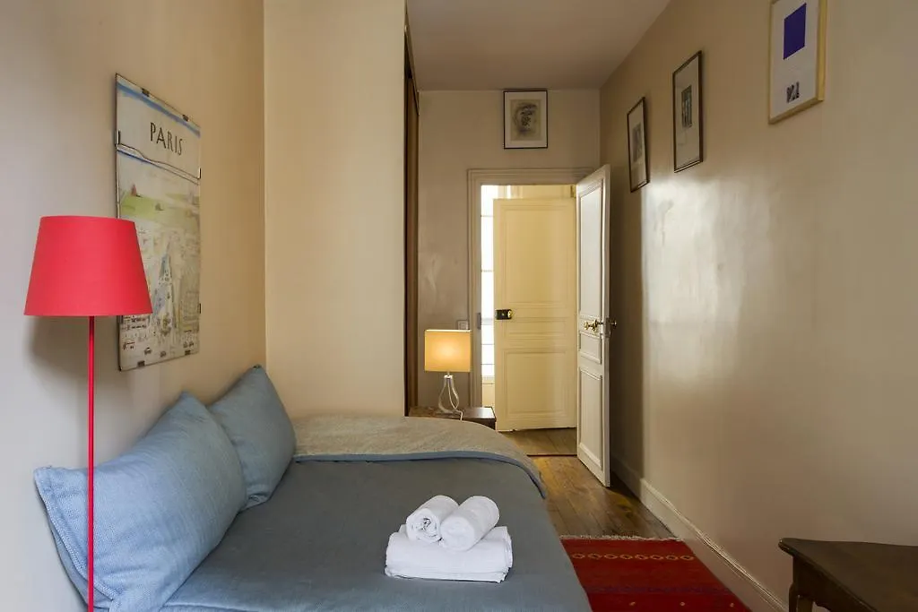 Quai D'orsay Apartment *